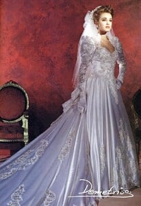 5dc9068239fa719b8d42ec1d503a662c--vintage-gowns-vintage-bridal.jpg