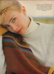 72-MARIECLAIREGR-Nov-1990-m.Unk-ph.VangelisTsagkaris.jpg.992735abc17ece2ecb4fcbeb0ff14684.jpg