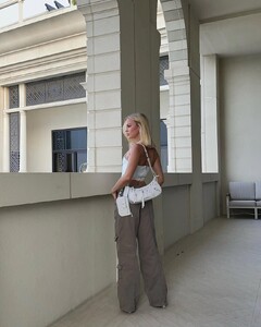 @publicdesire 🤍.jpg