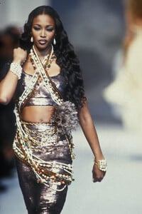 Chanel 1992 Haute Couture 94.jpg