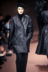 Cher Michel Klein FW 1992 030.jpg
