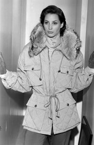 ChristyTurlington_CalvinKleinFW1989_010.jpg