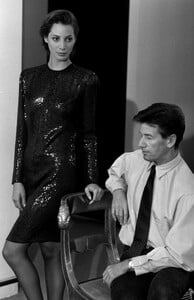 ChristyTurlington_CalvinKleinFW1989_027.jpg