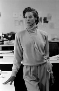ChristyTurlington_CalvinKleinFW1989_042.jpg