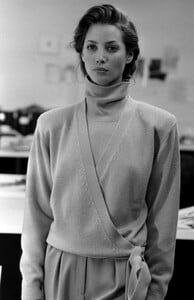 ChristyTurlington_CalvinKleinFW1989_055.jpg