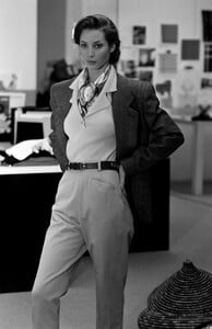 ChristyTurlington_CalvinKleinFW1989_082.jpg