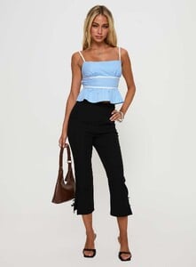 EAyalon - PrPolly - Daxon Top Blue _ White-7 - 2-Model-Ella-Us4.jpg