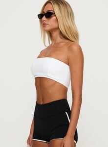 EAyalon - PrPolly - End Goal Active Bandeau Top White-7 - 3-Model-Ella-Us4.jpg