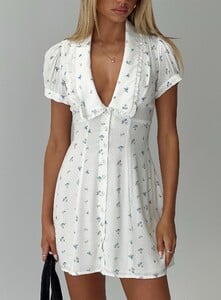 EAyalon - PrPolly - Fabiola Collared Mini Dress Floral-8 - 0-Model-Ella-Us2.jpg