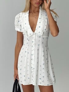 EAyalon - PrPolly - Fabiola Collared Mini Dress Floral-8 - 7-Model-Ella-Us2.jpg