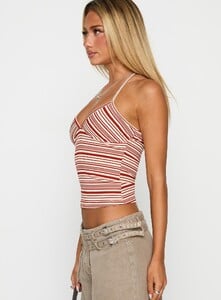 EAyalon - PrPolly - Living Large Top Multi-8 - 3-Model-Ella-Us2.jpg