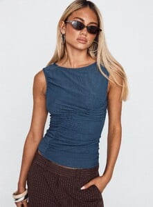 EAyalon - PrPolly - Persuade You Ruched Top Blue-8 - 7-Model-Ella-Us2.jpg