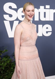 Elle Fanning - Sentimental Value Premiere (73).jpg