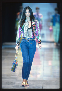 HelenaChristensen_VersaceSS1991_02.jpg