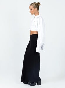 KianaF - PrPolly - Jodie Maxi Skirt Black-10 - 3-Model-Kiana-Us2.jpg