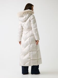 KiannaLS - Guess - Marciano long puffer jacket #2_5BGL397374A-G9B8-ALT2.jpg