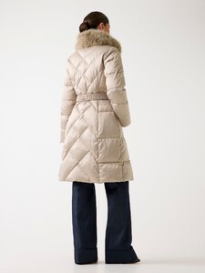 KiannaLS - Guess - Marciano midi puffer jacket #2_5BGL387374A-G1BQ-ALT2.jpg
