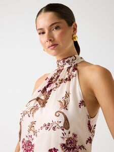 KiannaLS - Guess - Marciano viscose halter top #3_5BGH197298A-P0NK-ALT3.jpg