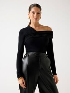 KiannaLS - Guess - Marciano wool-blend one-shoulder top #0_5BGP046339A-JBLK.jpg