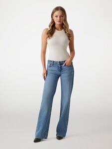 LaurenA - Guess - Low-rise slouchy jeans #0_W5RA1DD4K31-GDNS.jpg