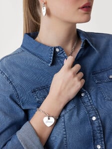 LaurenA - Guess - Vintage Guess bracelet #1_JUBB05149JW-RHWH-ALT1.jpg