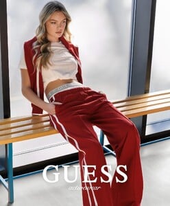 LaurenA - Guess Campaign - 432326618_18422171737053202_891265097510400217_n_2024-03-15_1440x1736.jpg