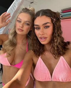 LaurenA - NonGuess - 333975915_2216248665244971_7472338234620176331_n_2023-03-02_1440x1799.jpg