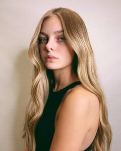 LaurenA - NonGuess - 66845006_138405734073573_9133266823425191896_n_2019-08-18_1440x1800.jpg