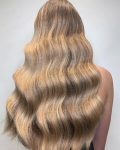 LaurenA - NonGuess - 67847249_143054726900736_5909457052879906377_n_2019-08-23_1440x1800.jpg