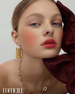 LaurenA - NonGuess - 67880257_2515199398545742_2942808056665956091_n_2019-08-16_1440x1800.jpg