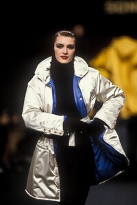 LudmilaIsaeva_SoniaRykielFW1991_01.jpg