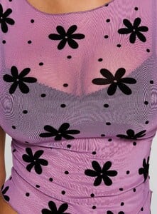 MelitaS - PrPolly - Avelaine Mesh Top Mauve-6 - 5-Model-Melita-Us4_3cfb13ad-60f2-4d91-B0fb-64c8b42650c4.jpg