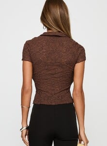 MelitaS - PrPolly - Best Shot Collared Top Brown-8 - 4-Model-Melita-Us4_C0c94422-420c-4231-Acd8-0c4ca15c1a09.jpg