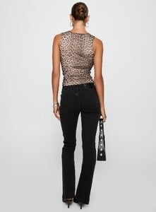 MelitaS - PrPolly - Bethany Bootleg Low Rise Jeans Washed Black-10 - 4-Model-Melita-Us2_952910a8-7cbb-4d03-B161-A8ae53d97421.jpg