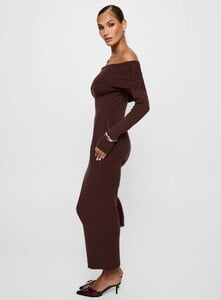 MelitaS - PrPolly - Celestara Off The Shoulder Maxi Dress Chocol-6 - 3-Model-Melita-Us2_060de3c0-A529-4b3b-Ae0f-2d2e65a0dbbd.jpg