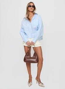 MelitaS - PrPolly - Chips Are Down Shirt Blue-9 - 2-Model-Melita-Us4_77854505-Ef84-46a6-B639-B62b37e10e72.jpg