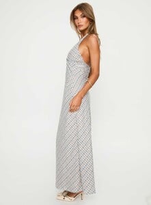 MelitaS - PrPolly - Evienna Halter Maxi Dress Blue Check-6 - 3-Model-Melita-Us2_Cc820125-B06a-488a.jpg