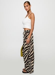 MelitaS - PrPolly - Fyre Wide Leg Pant Zebra-6 - 3-Model-Melita-Us2_136c7062-B40b-4856.jpg