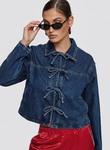 MelitaS - PrPolly - Good On You Bow Detail Jacket Blue Denim-8 - 0-Model-Melita-Us4_1f0889e2-1eb8-42c3.jpg