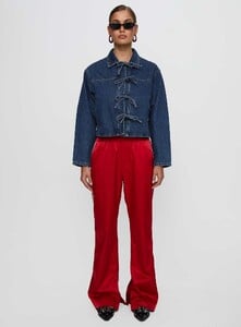 MelitaS - PrPolly - Good On You Bow Detail Jacket Blue Denim-8 - 6-Model-Melita-Us4_2117a846-B8d9-48f8.jpg