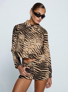 MelitaS - PrPolly - Hoshi Jacket Multi-7 - 0-Model-Melita-Us2_B891d533-Cfc1-4e57-8db4-Dab7a00f1a7d.jpg