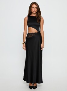 NSole - PrPolly - Lareina Cut Out Lace Maxi Dress Black-9 - 6-Model-Nat-Us2_B60b08ee-6511-4145.jpg