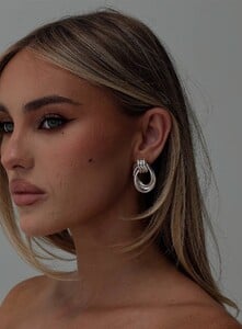 SummerH - PrPolly - 00_A4746b7a-C3c1-4f72.jpg