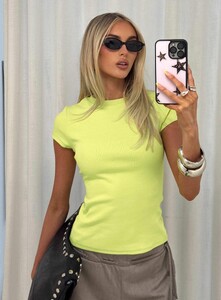 SummerH - PrPolly - Baseline Longline Rib Top Green-7 - 0-Model-Summer-Us2_3fb8ab8a-B0c6-4696.jpg