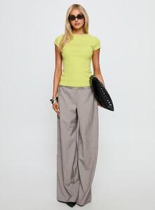 SummerH - PrPolly - Baseline Longline Rib Top Green-7 - 6-Model-Summer-Us2_5e31e499-D1ad-4558.jpg