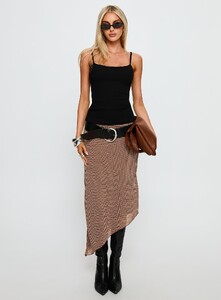 SummerH - PrPolly - Baseline Longline Tank Top Black-7 - 6-Model-Summer-Us2_Ec703aa0-Ef7f-4608.jpg