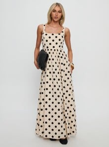 SummerH - PrPolly - Cartmel Maxi Dress Cream-8 - 2-Model-Summer-Us2_235285ed-14f7-4300.jpg