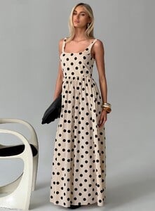 SummerH - PrPolly - Cartmel Maxi Dress Cream-8 - 3-Model-Summer-Us2_8f2b9836-F120-4994.jpg