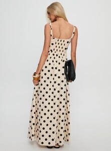SummerH - PrPolly - Cartmel Maxi Dress Cream-8 - 4-Model-Summer-Us2_6fb85026-4236-456b.jpg