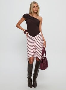 SummerH - PrPolly - Celyra One Shoulder Bodysuit Chocolate-10 - 2-Model-Summer-Us2_82c646ab-4929-49cb.jpg